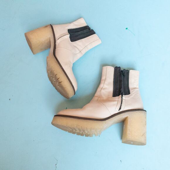 Free People James Bone Cream Genuine Leather Rubber Heel Chelsea Boot Size EU 40 - Picture 5 of 9